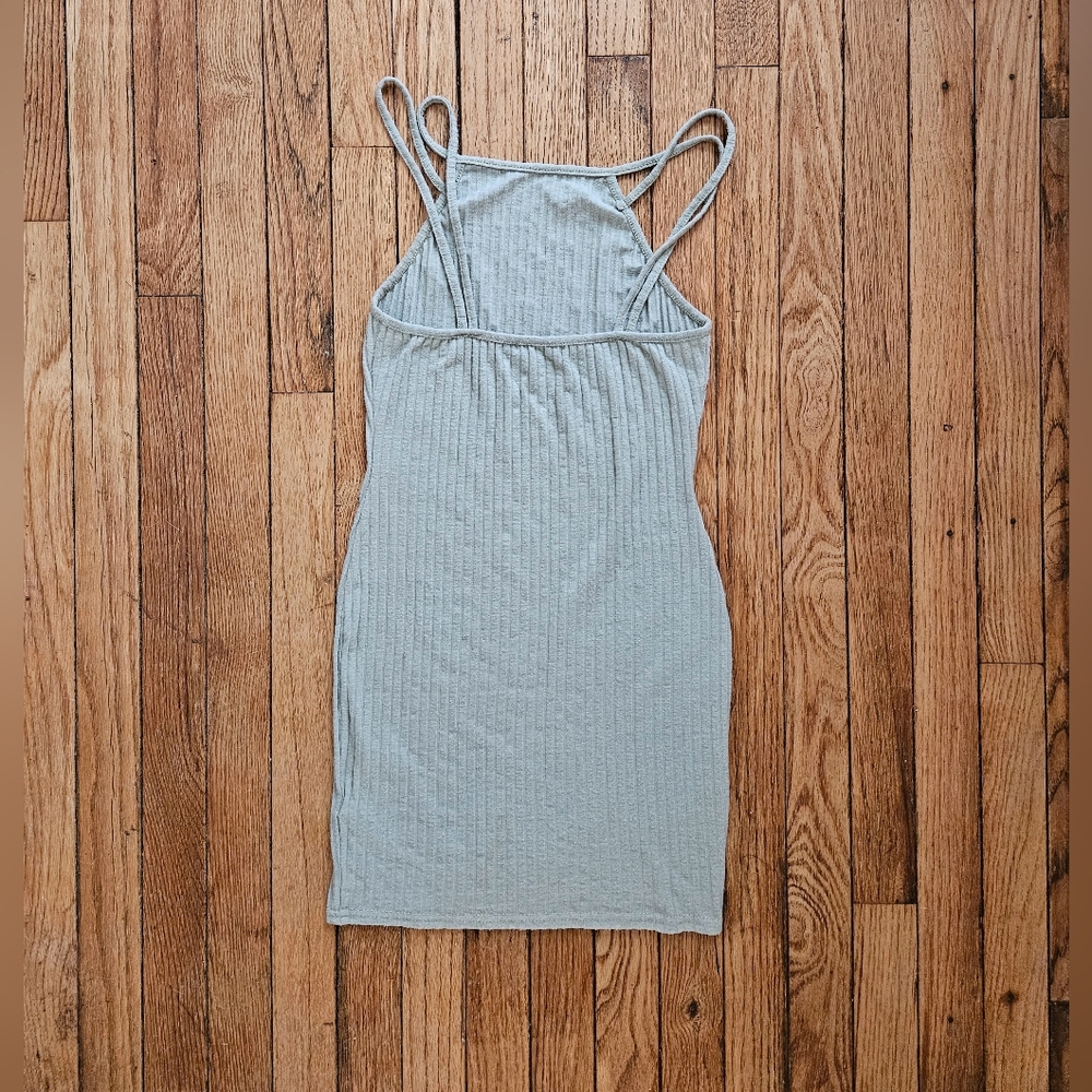 PrettyLittleThing Light Sage Ribbed Bodycon Mini Halter Dress - Picture 3 of 3